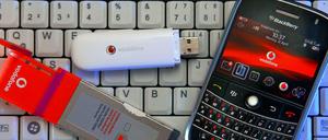 Mobil surfen. Mit Smartphone, Surfstick oder Datenkarte kommt man ohne Kabel ins Netz - wenn der Verbindungsaufbau klappt.