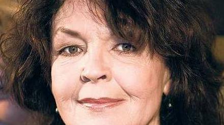 Diva mit Löwenlockenmähne: Elisabeth Trissenaar.