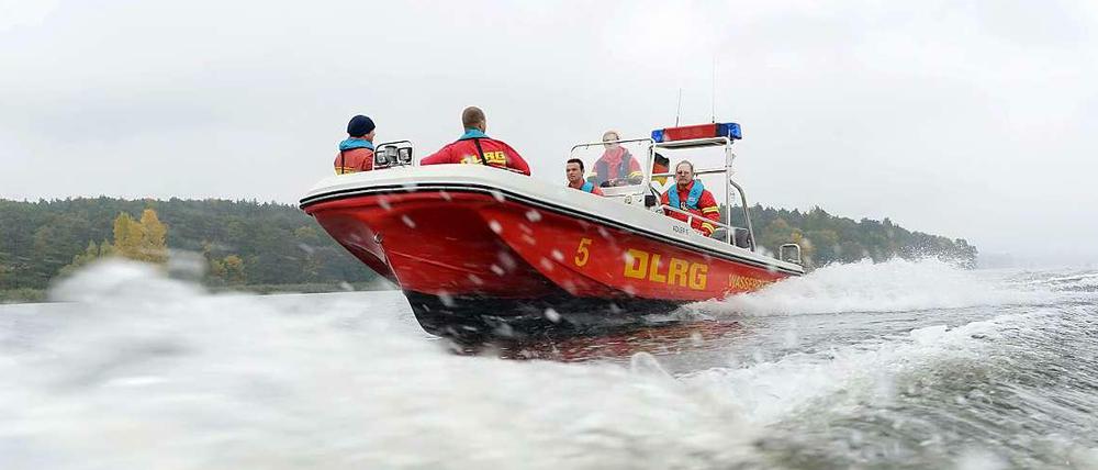 DLRG-Boot auf der Havel.