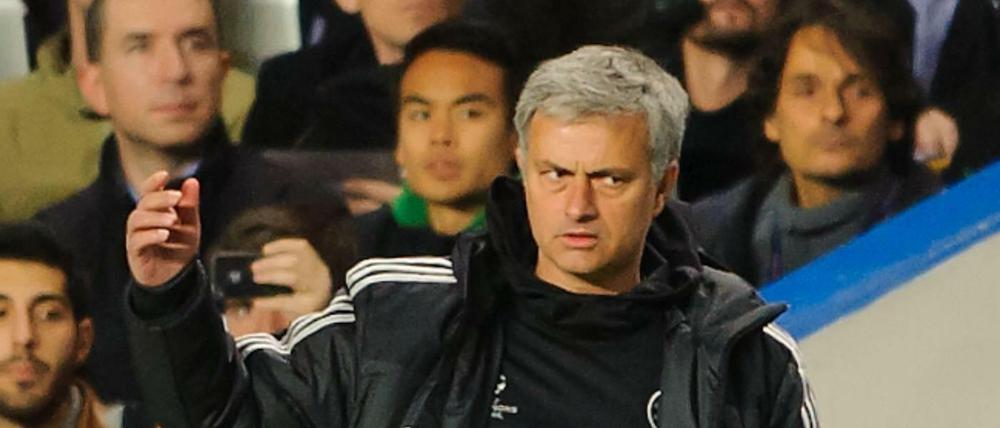 Gar nicht nach seinem Dafürhalten. Jose Mourinho hätte sicher gern einen anderen Halbfinalgegner gehabt als die unbequeme Mannschaft von Atlético Madrid.