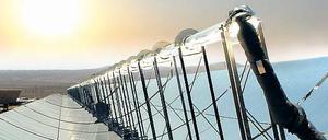 Wüstenstrom gibt es schon – in der Nähe von Las Vegas, wo ein so genanntes solarthermisches Parabolrinnenkraftwerk steht.