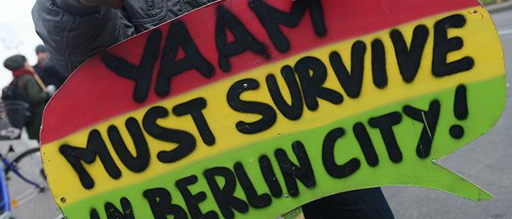 "Das Yaam muss in Berlin überleben." - Hat es auch. Nach Ostern zieht der Club an die Schillingbrücke.