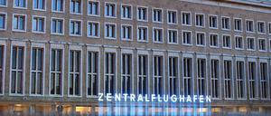 Das Gebäude des ehemaligen Flughafens Tempelhof steht unter Denkmalschutz.