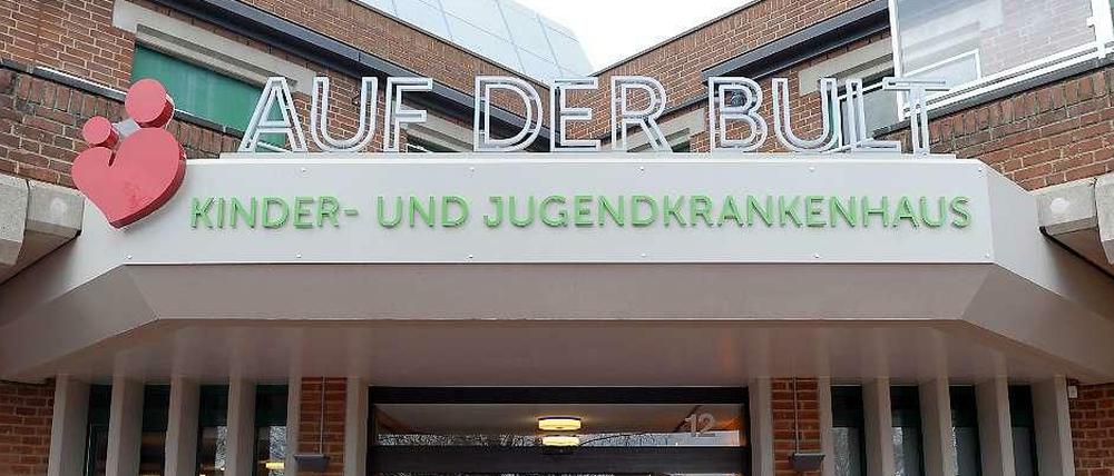 Das Krankenhaus Auf der Bult in Hannover - trägt die Klinik eine Mitschuld am Tod des Säuglings einer Asylbewerberin?