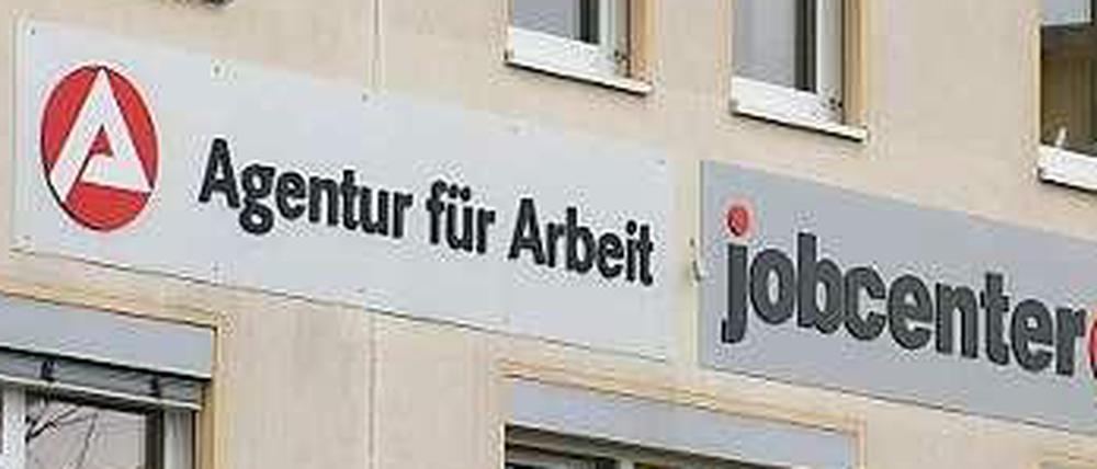 Schild eines Jobcenters
