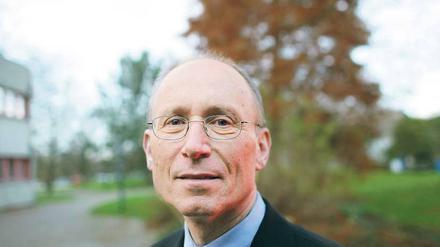 Der Düsseldorfer Rektor Michael Piper erklärte, er könne nicht mittragen, dass "das politische Netzwerk zum Primat der Hochschulleitung" werden solle.