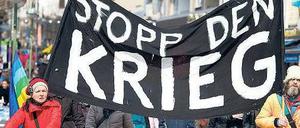 Auf zum Römerberg. Die zentrale Kundgebung in Frankfurt am Main – letztes wie (geplant) auch dieses Jahr. Berlins Aktive gingen am Karsamstag auf die Straße.