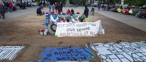 Auf dem nördlichen Oranienplatz geht der Protest vorerst ohne Zelt weiter. 