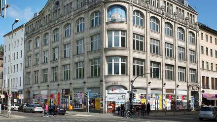 Noch gut in Schuss. Einst wurde hier Bekleidung verkauft, nun steht das Haus leer – doch das soll sich ändern. 