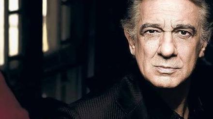 Silbergelockter Sängerstar. Plácido Domingo ist 73 Jahre alt. 