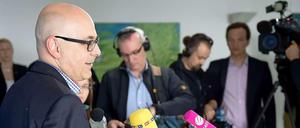 Torsten Albig, Ministerpräsident von Schleswig-Holstein, hat eine heftige Debatte über eine Sonderabgabe für Autofahrer ausgelöst.