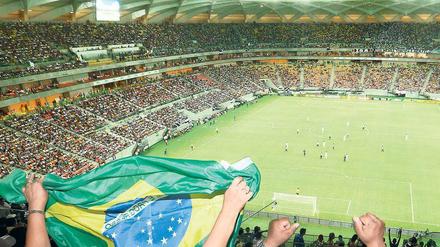 Überreif. „Früchtekorb“ nennen sie stolz ihr neues Stadion. Wenn es bloß nicht so teuer wäre… Foto: Dida Sampaio/p-a