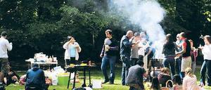 Grillen im Park - eine große Freude und zugleich mancherorts eine Ordnungswidrigkeit.