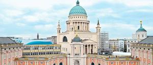 Spitzenplatz. Kaum eröffnet, hat die historische Innenstadt mit dem wiederaufgebauten Potsdamer Schloss die anderen Sehenswürdigkeiten aus der preußischen Geschichte, darunter auch das Schloss Sanssouci, in der Gunst der Besucher abgehängt.