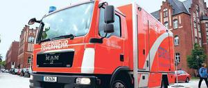 Außen rot und innen teuer - So sieht es aus: das Berliner Schlaganfall-Mobil.