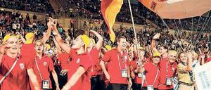 Fest der guten Laune. Im vergangenen Jahr wurde in Israel eine Makkabiade ausgetragen. Natürlich reiste auch eine deutsche Delegation (hier im Bild) an.