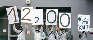 Performance-Gruppe in Berlin zum Thema - na, klar - steigenden Mieten.