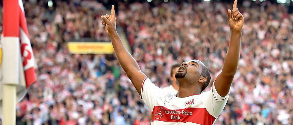 Bejubelt seinen Treffer zum 2:0 gegen Schalke: Stuttgarts Cacau.