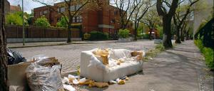 So bitte nicht: Sperrmüll auf Berlins Straßen.