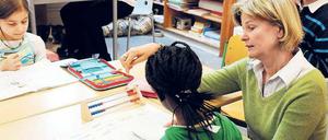 In der Gruppe. Experten warnen davor, Schüler mit Förderbedarf häufig außerhalb der Klasse zu unterrichten.