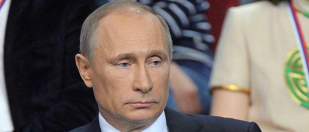 Russlands Präsident Putin kann sich auf treue Journalisten stützen.