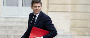 Frankreichs Wirtschaftsminister Arnaud Montebourg auf dem Weg zu den Verhandlungen um Alstom.