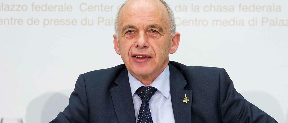 Ueli Maurer.
