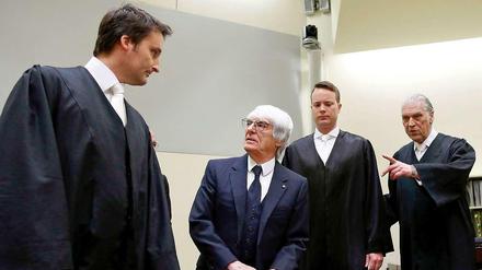 Bernie Ecclestone muss sich vor Gericht verantworten.