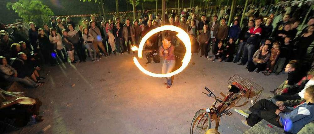 Die Walpurgisnacht im Mauerpark erfreut sich immer großer Beliebtheit.