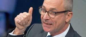 Volker Beck kritisiert die große Koalition.