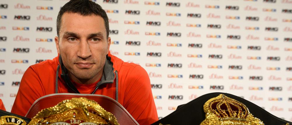 Wladimir Klitschko, 38, hält derzeit die Weltmeistertitel im Schwergewicht nach Version der drei großen Verbände IBF, WBO und WBA. Gegen Alex Leapai verteidigt er heute seinen Titel (22.45 Uhr, live bei RTL). 