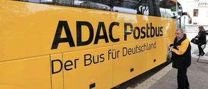 Wackelkandidat. Post und ADAC schicken jeden Tag Dutzende Busse auf die Strecke, auch von Berlin aus. Der Gewinn bleibt aber übersichtlich.