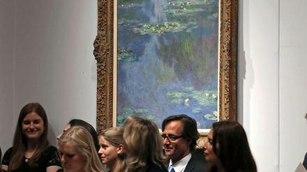 Das Bild „Nymphéas“ des französischen Impressionisten Claude Monet wurde in New York für 27 Millionen Dollar versteigert.