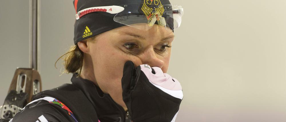 An die eigene Nase fassen. Evi Sachenbacher-Stehle droht nach ihrem Doping-Vorfall in Sotschi eine zweijährige Wettkampfsperre.