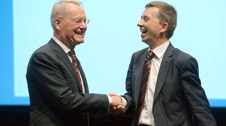 Hans-Olaf Henkel (l.) und AfD-Chef Bernd Lucke rühren kräftig die Werbetrommel für die Partei.