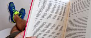 Lesen bildet - und hilft gegen Husten und Schnupfen.