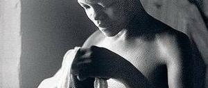 Versteckspiel. Das Foto „Identitätskrise“ von Zanele Muholi.