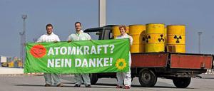 Die Grünen-Bundestagsfraktion fordert, nach dem Atomausstieg in Deutschland auch internationale Atom-Abkommen zu kündigen