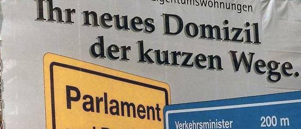 Zweite Heimat Berlin. Die meisten Bundestagsabgeordneten leben nur in den Sitzungswochen des Bundestages in Berlin. Dennoch müssen auch sie hier einen Wohnsitz anmelden und dann die Zweitwohungssteuer bezahlen.
