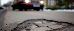 Bei Straßen und Verkehr gibt es den größten Rückstand bei der Sanierung.