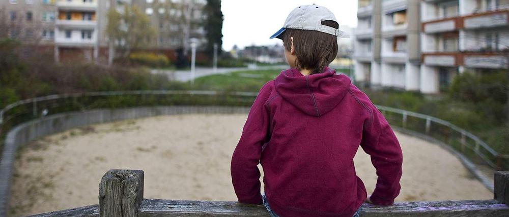 Häufiger allein: In Ostdeutschland fehlt die Vereinsstruktur für gemeinschaftliches Engagement