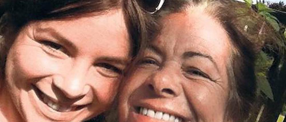 Maria Groß und ihre Mutter, von der sie sich regelmäßig bekochen lässt.