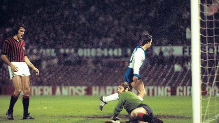 Das wohl bekannteste Magdeburger Gesicht der Fußballgeschichte: Jürgen Sparwasser dreht nach einem Treffer jubelnd ab. 