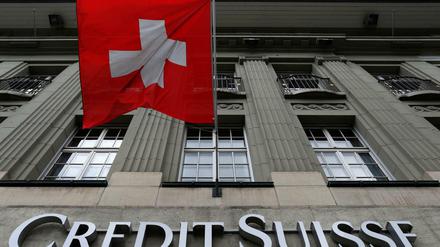 Bald nicht nur das Land der Banken, sondern auch des Mindestlohns?