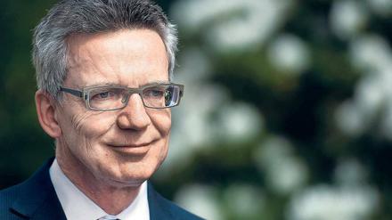 Kommende Woche in die USA. Innenminister Thomas de Maizière auf den Spuren der Bundeskanzlerin. Foto: Bernd Von Jutrczenka/dpa