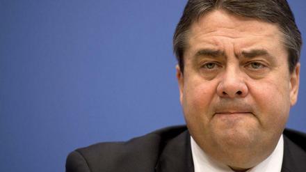 In der Amtszeit von Bundeswirtschaftsminister Sigmar Gabriel (SPD) haben die Rüstungsexporte in umstrittene Länder zugenommen.