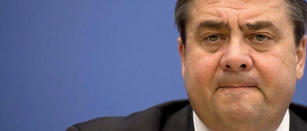In der Amtszeit von Bundeswirtschaftsminister Sigmar Gabriel (SPD) haben die Rüstungsexporte in umstrittene Länder zugenommen.