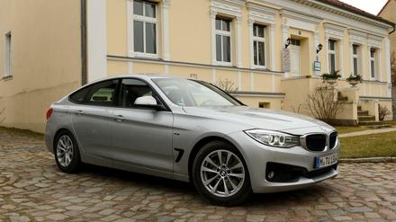 Ganz schön schräg: Die Dachlinie des BMW 325 GT ist länger gezogen und bietet so ein deutliches Plus an Gepäckraum.