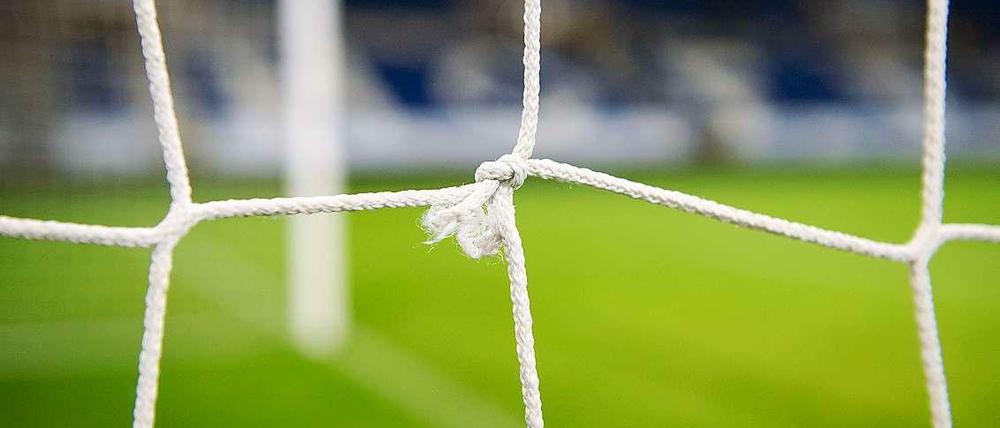 Das vermeintliche Tor von Mats Hummels im DFB-Pokalfinale hat die Diskussionen um die Einführung der Torlinientechnik wieder ausgelöst. Der Deutschen Fußball Liga steht einer neuen Abstimmung nichts im Wege. 