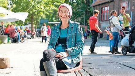 Bleibt bei Laune. Karola Vogt, Sprecherin der Ateliergemeinschaft auf dem ehemaligen Bahngelände, ist optimistisch, dass der Mietvertrag verlängert wird. 